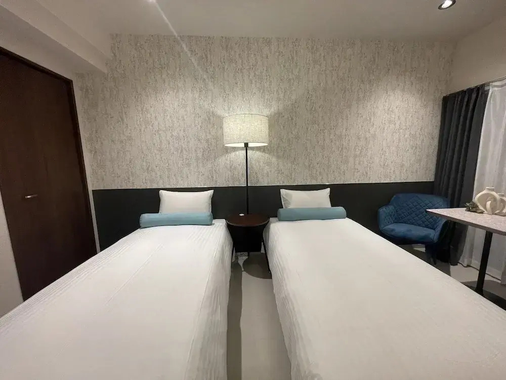 Doutonboricrystalhotel3