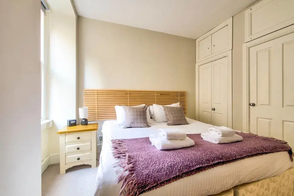 JOIVY Amazing Location! - Lovely Rose St Apt in New Town