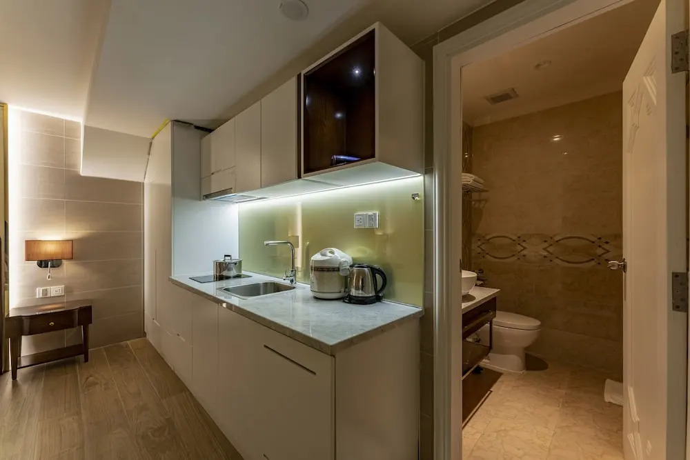Golden Tree Hotel & Apartment
