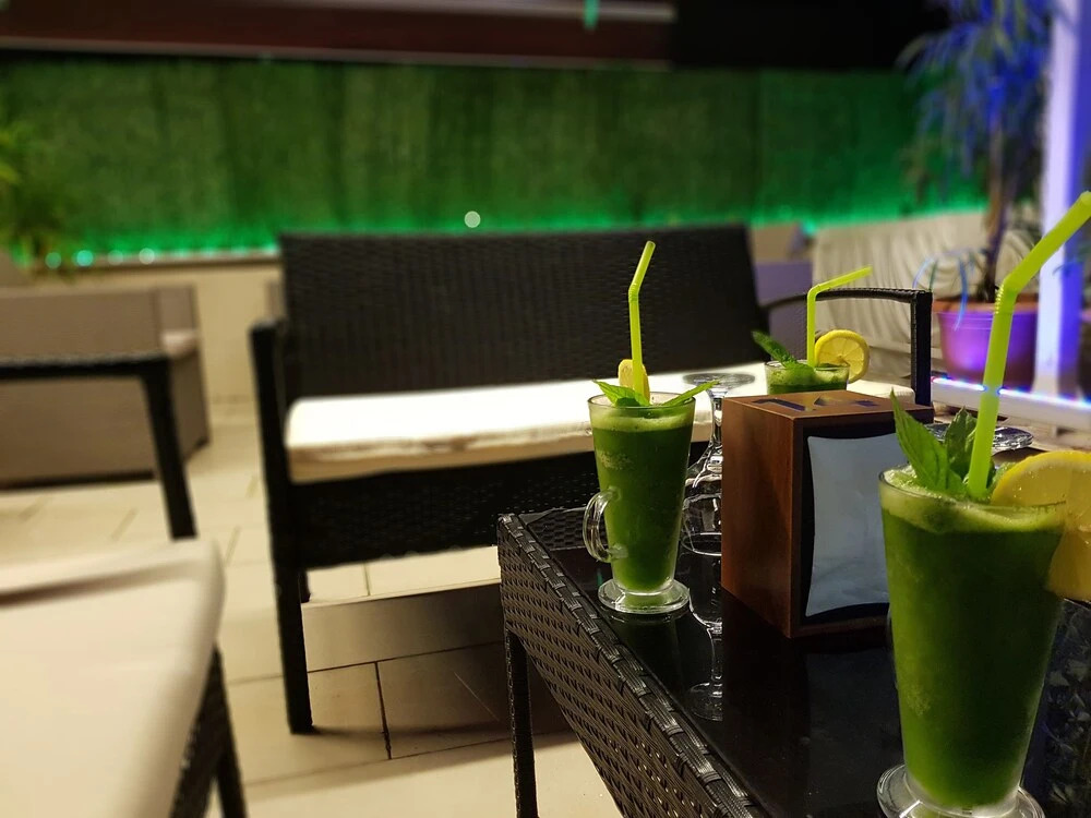 Ozhayat Hotel