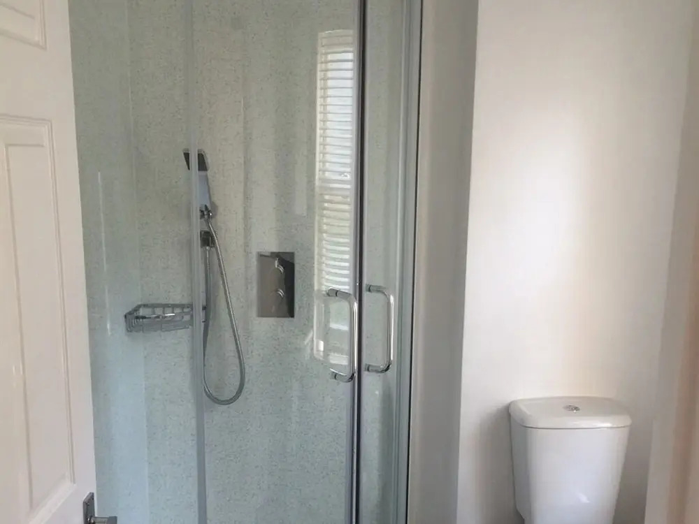 Bath Breaks Apartments