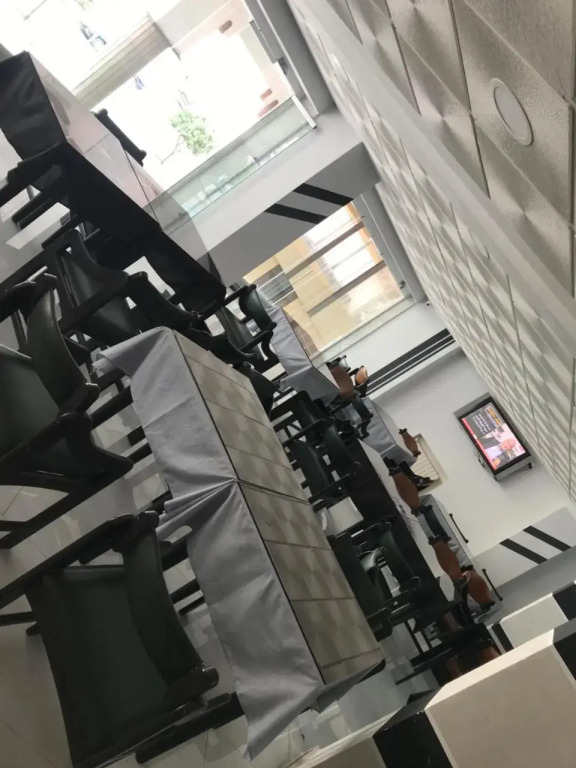 Raiss Hotel