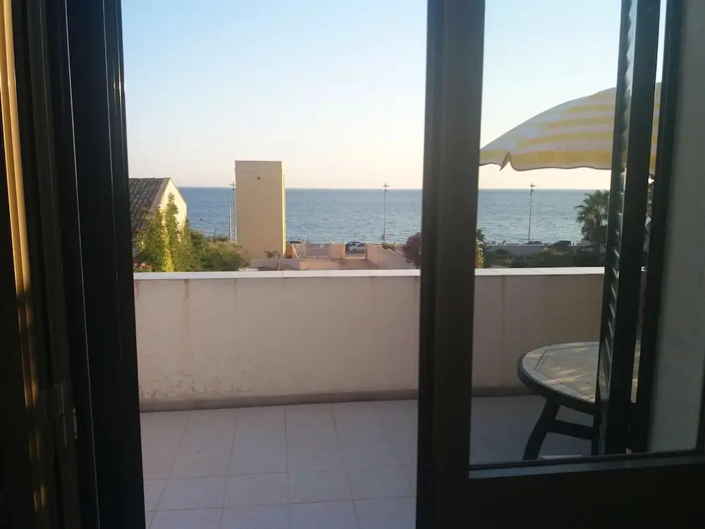 Apartment with 2 Bedrooms in Mazara Del Vallo, with Wonderful Sea View And Enclosed Garden - 50 M From the Beach