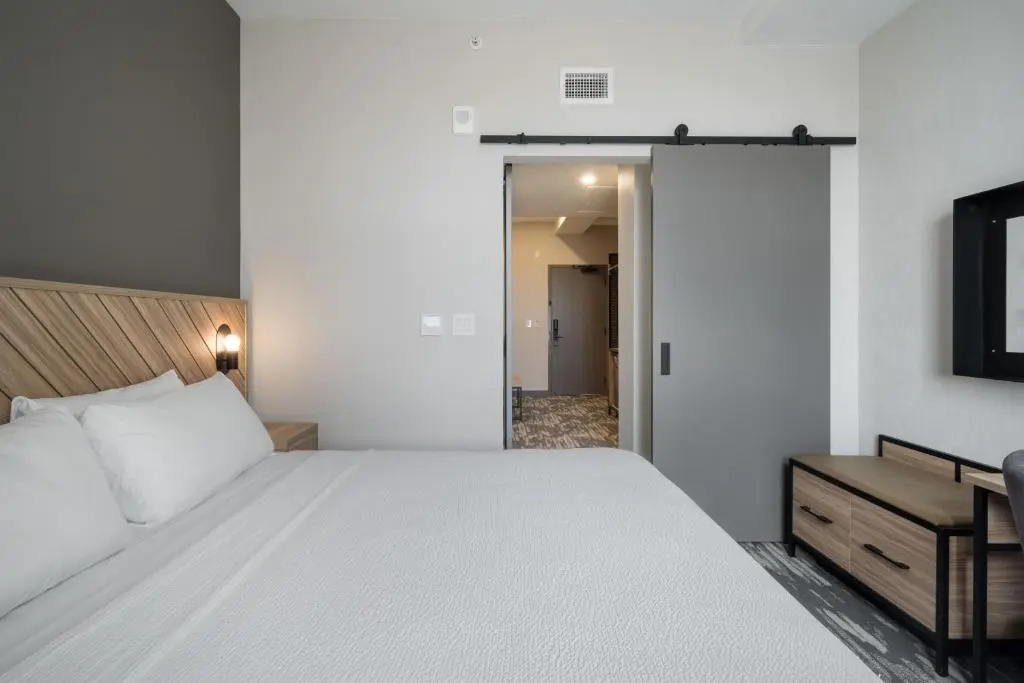 Sandman Signature Fort Worth Texas Hotel