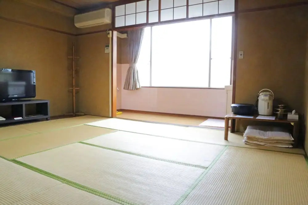 Arks inn Anrakusou