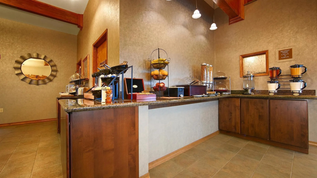 Best Western Holiday Hotel