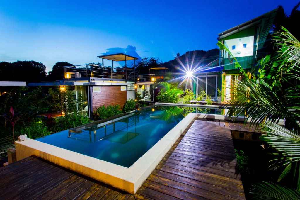 Baan Boom Boxes Eco Friendly Resort