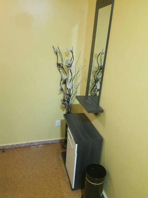 Apartment in Fragoso Street, Very Spacious and Close to Samil
