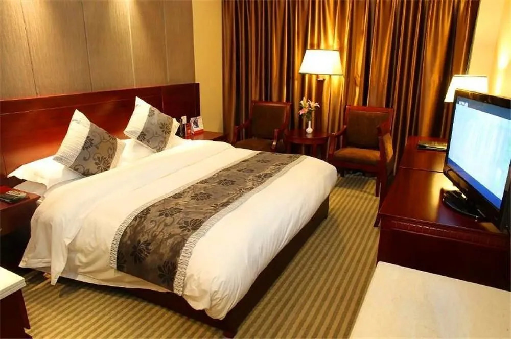 Adange Hotel
