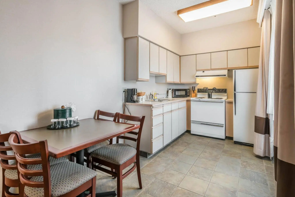 Comfort Inn & Suites Seattle North