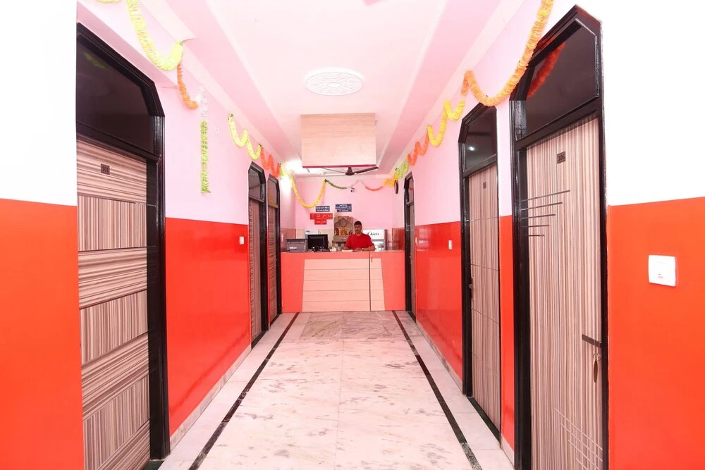OYO 16715 Hotel City Luxury 45