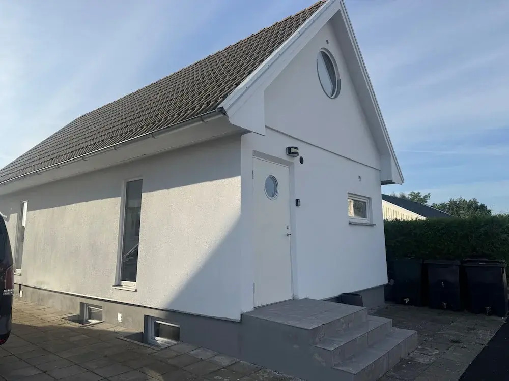 Modern 1-bedroom Apartment for 6 Near Kristianstad