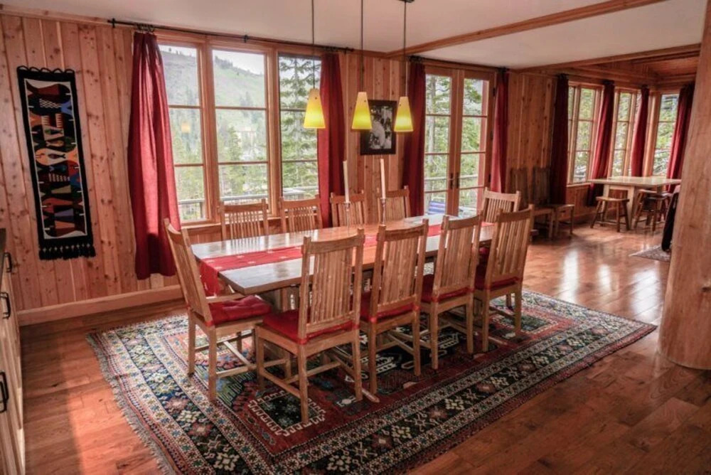 Palisades at Kirkwood Ski in out Luxury Home by RedAwning