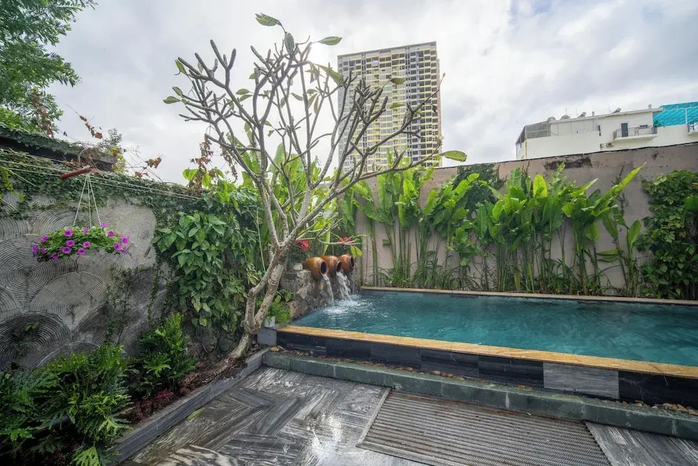 DOMA by HSuites Hotel & Apartment