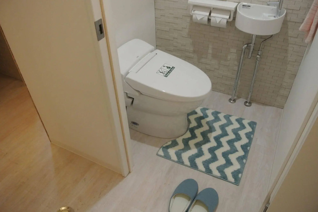 Backpackers Hotel NOOSA JAPAN in Takatsuki Tonda