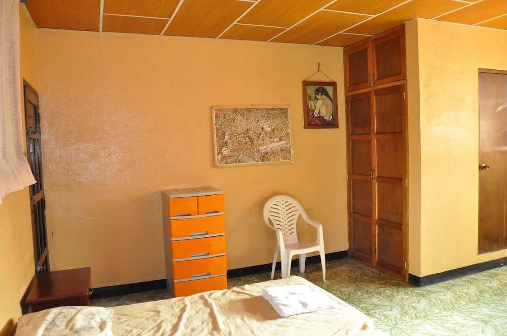 Esgueva House