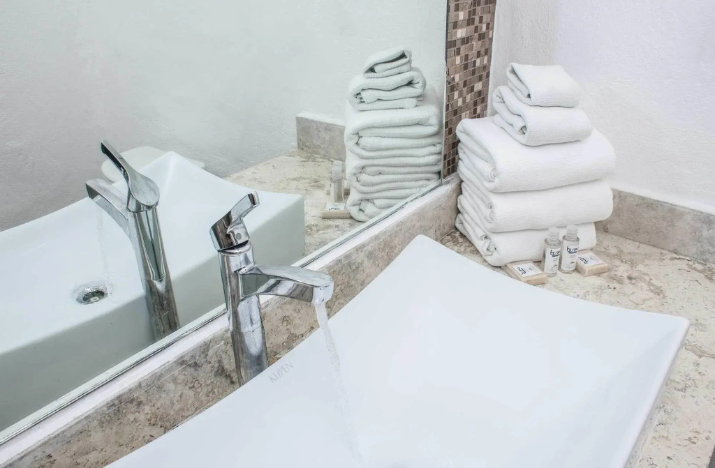 BSEA Cancun Plaza Hotel