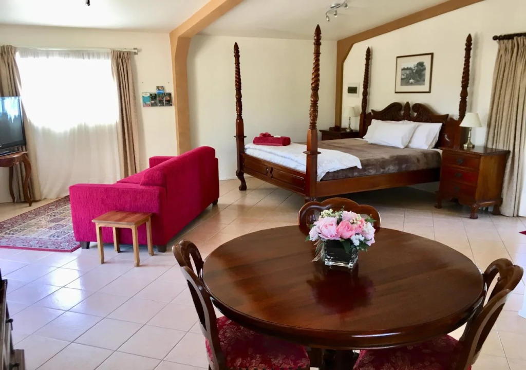 Clandulla Cottages & Farmstay
