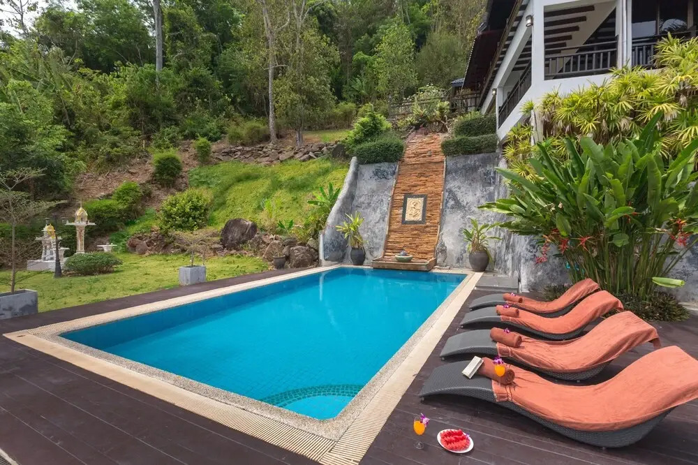 Grand Pool Villa