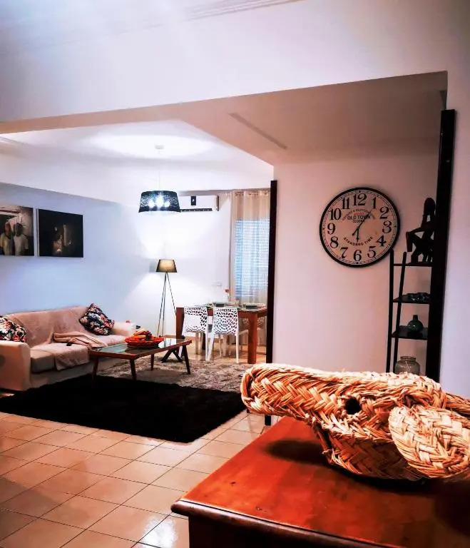 LAU 03 - Appart 100 M2 - Agdal