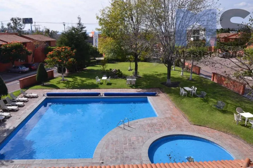 Amplia Suite Alberca Av Bernardo Quintana 12D