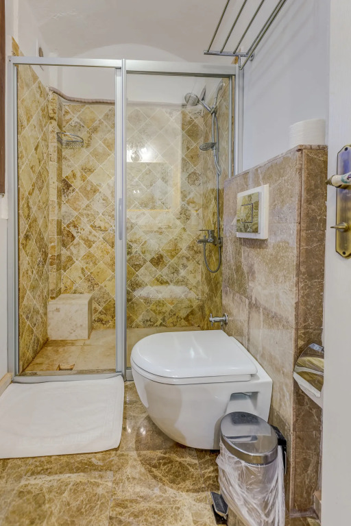 Cunda Battalos Küçük Otel