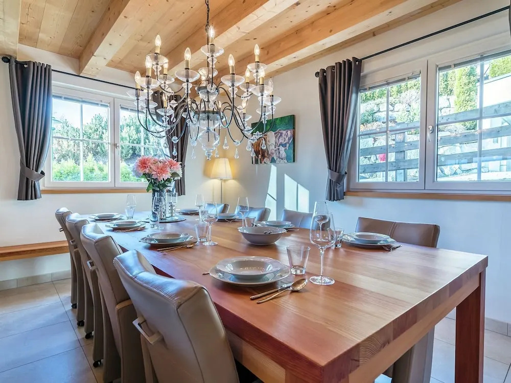 Swanky Chalet in Piesendorf With Wellness Area & Valley View