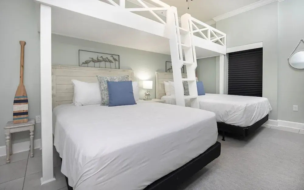 Phoenix Gulf Towers 1908 4 Bedroom Condo