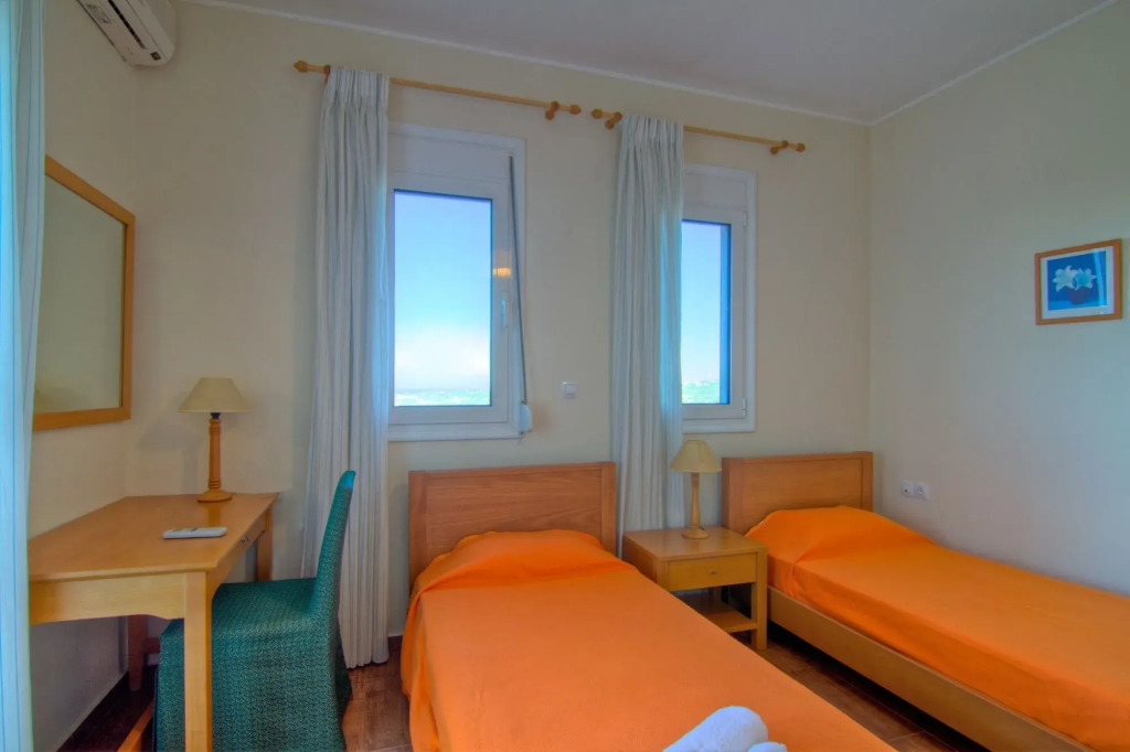 Dafni Villa by LeaderStay