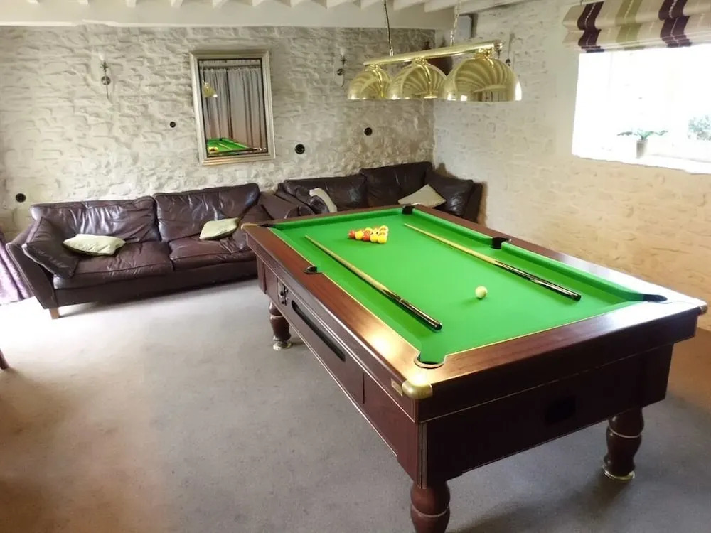 The Somerset Arms