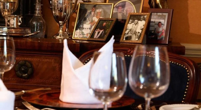 Waren House Hotel