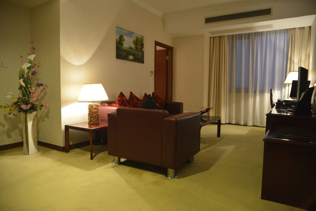 Shanghai Airlines Travel Hotel