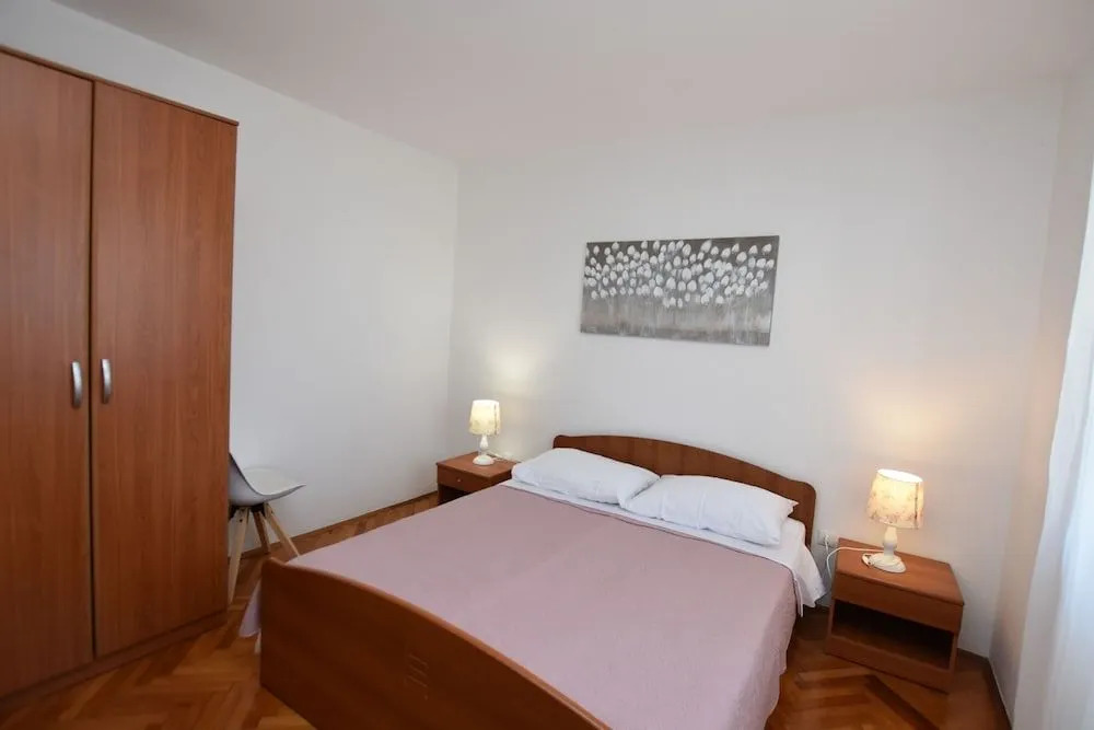 Apartments Guzela