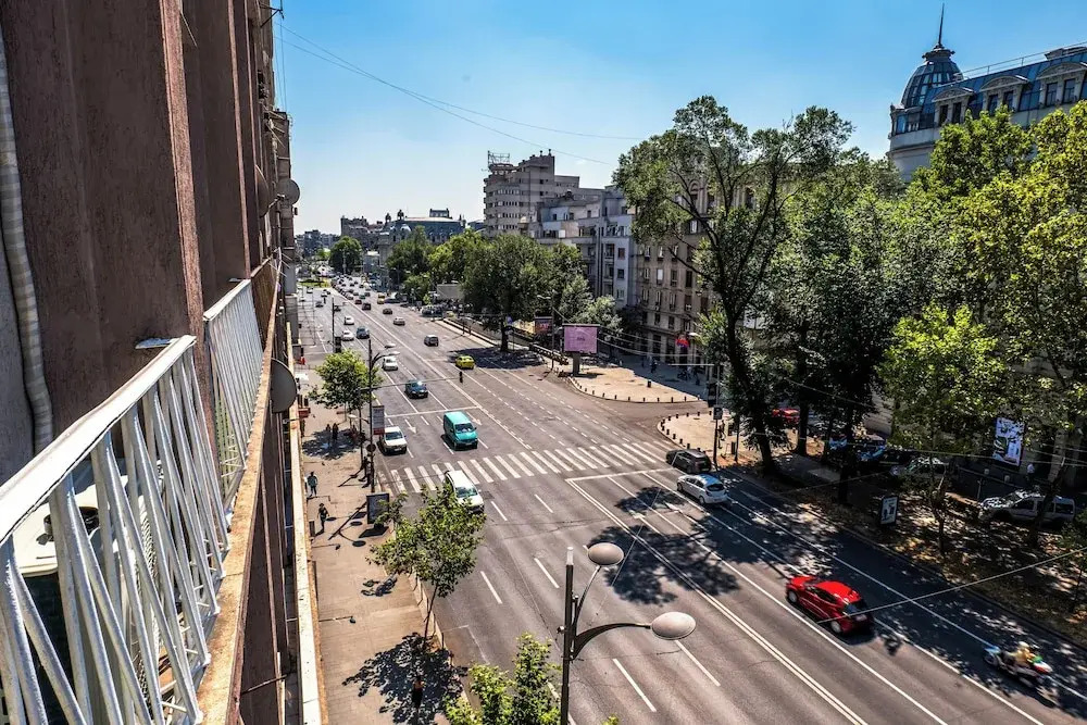Sunrise Apartments City Center