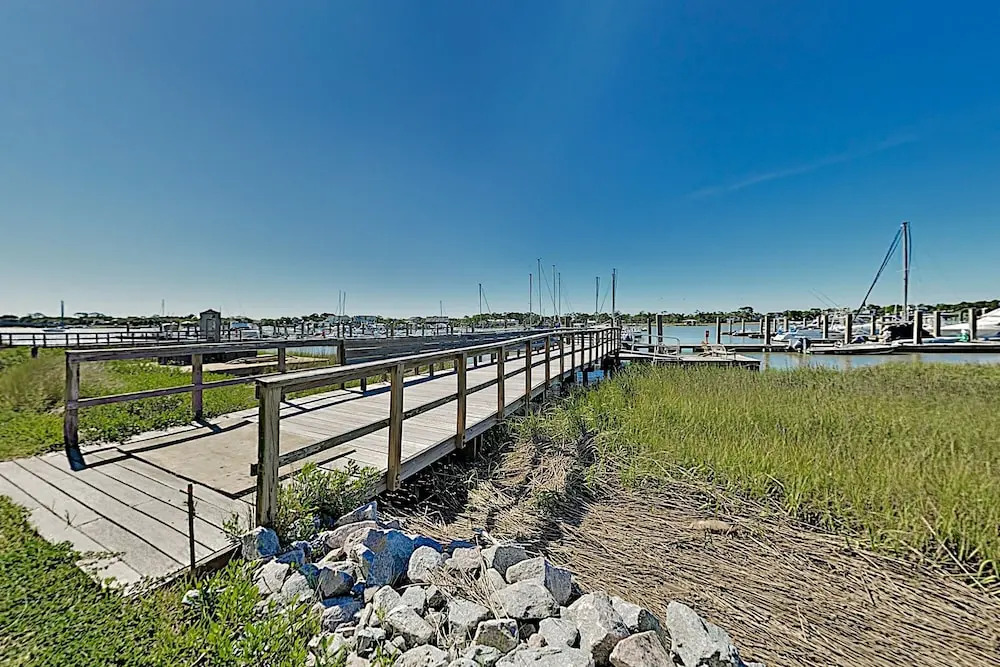 New Listing! Waterfront Folly River Gem w/ Poo condo
