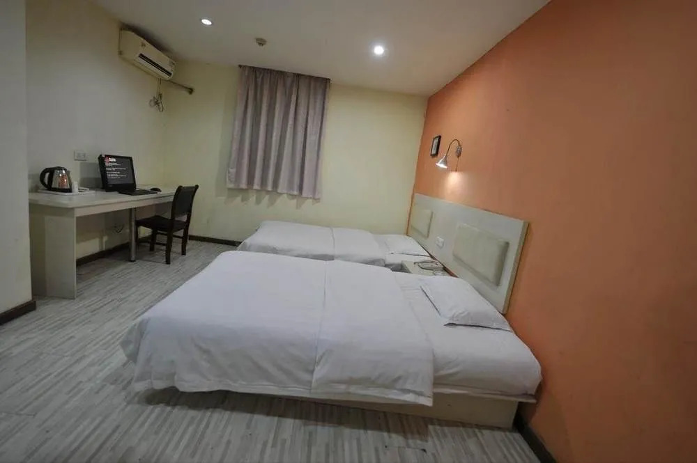 Ruitian Motel