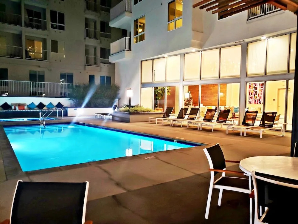 Corporate Apartments near Santa Monica