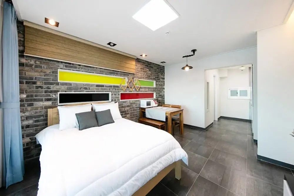 Pohang Lovers Rock Pension