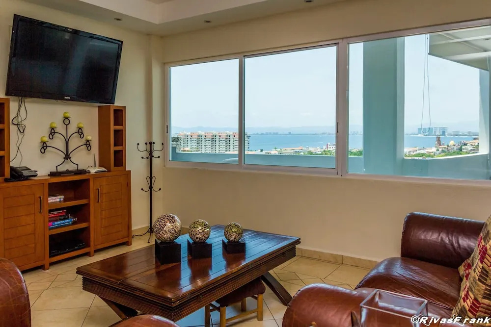 Casa Colibri by Vallarta Stays
