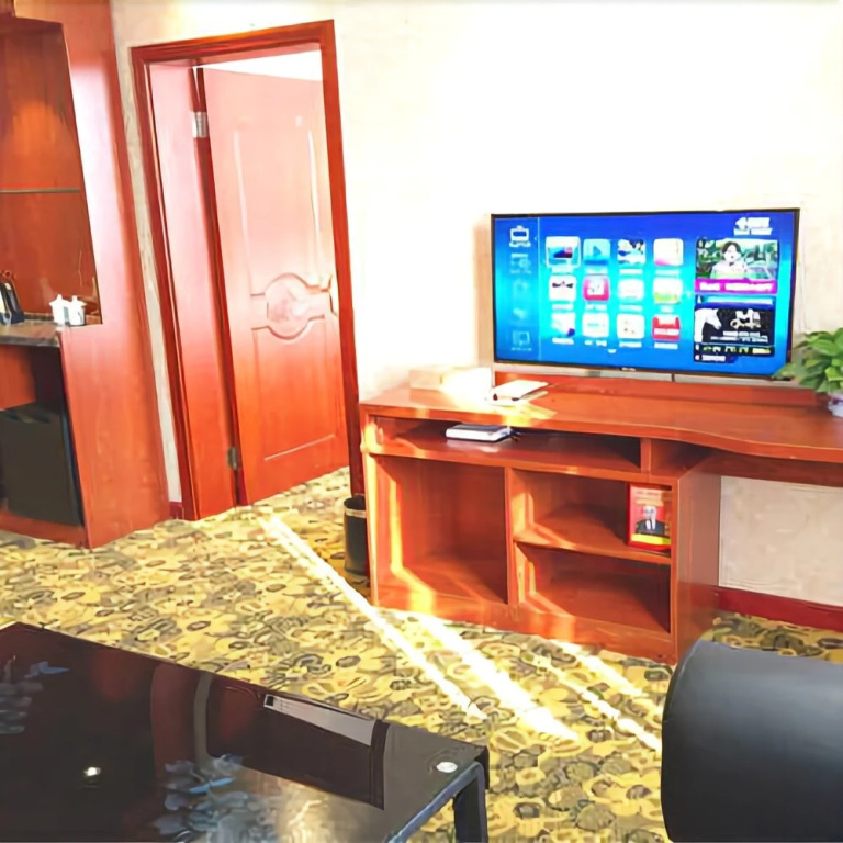 Puyang Qianyou Hotel