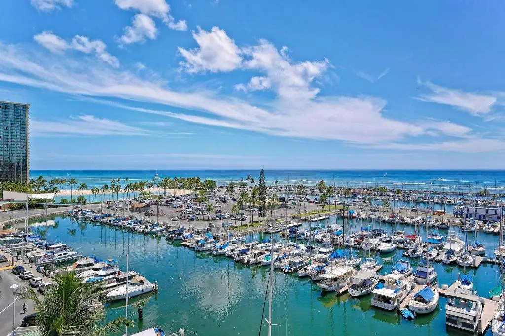 Ilikai Marina #994