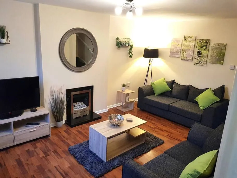 Spacious And Cosy House By Passionfruit Properties