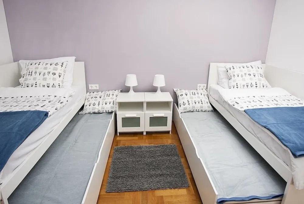 Paw Rooms