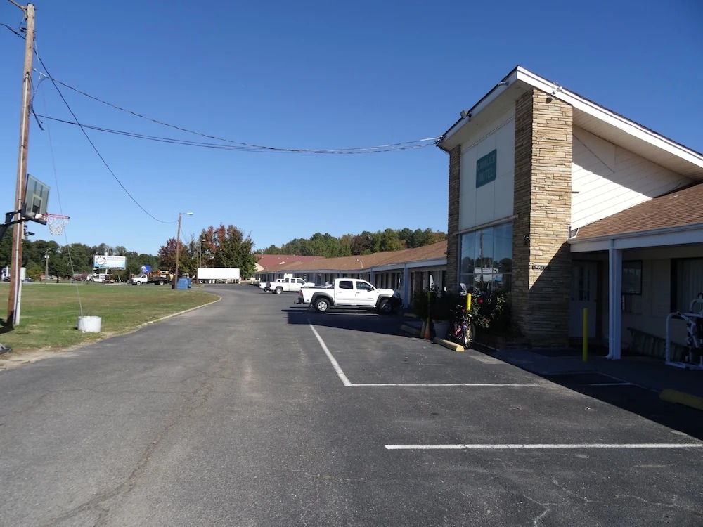 Cavalier Motel