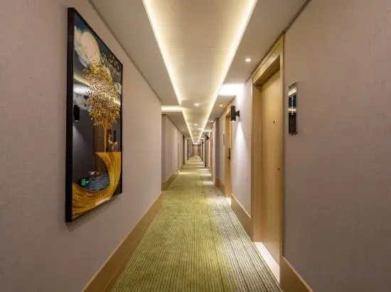 cloud hotel