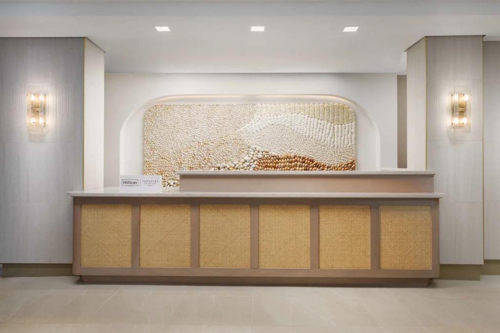 Beal House Fort Walton Beach, Tapestry Collection By Hilton