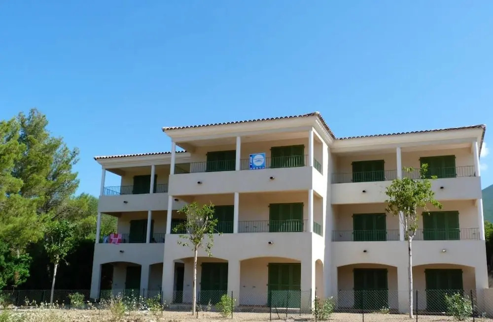 Apartment With one Bedroom in Patrimonio, With Wonderful Mountain View