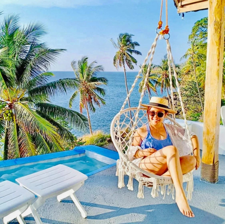Bintana Sa Paraiso