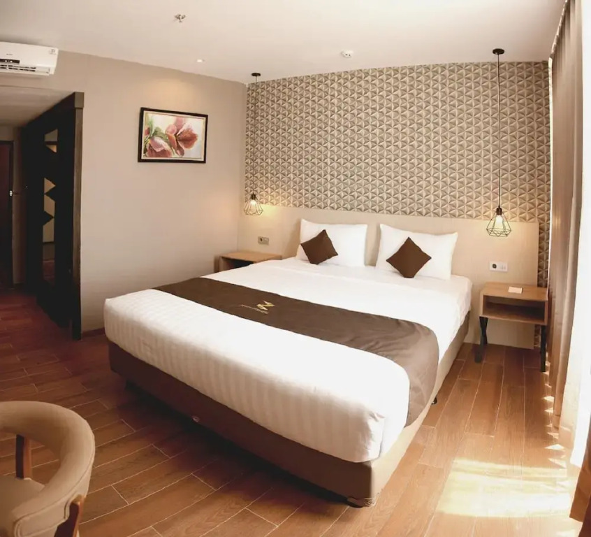 Zenith Premiere Hotel Baubau
