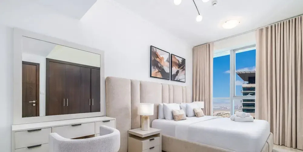 LUX The Dubai Marina View Suite 2